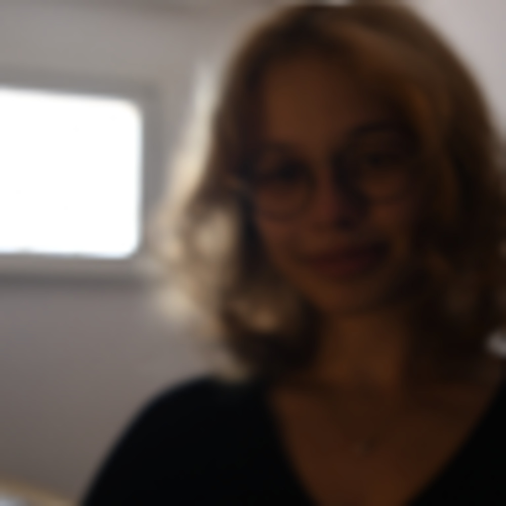 Meet your Posher, Ayse